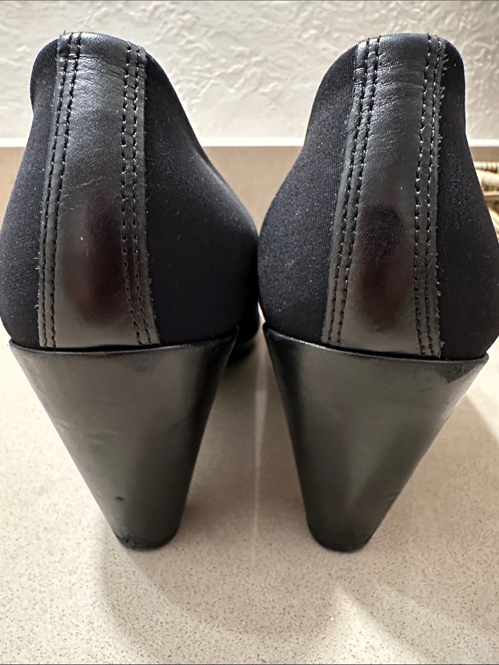 Ecco Women's Black Slip-On heels - Picture 5 of 8